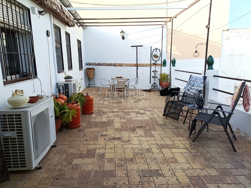 Foto d40bffae-7b67-4f88-b49c-86a722528caa. Casa adossada a Olivares