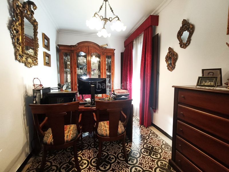 Foto fa26c0ae-93ab-4b66-8b24-f92ff98ec7b1. Casa adossada a Olivares