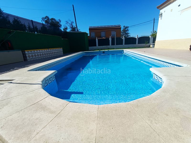 Foto 60ece7a6-2096-4fa8-bba6-2ba2a391b547. Xalet amb xemeneia calefacció aparcament piscina a Castilblanco de los Arroyos