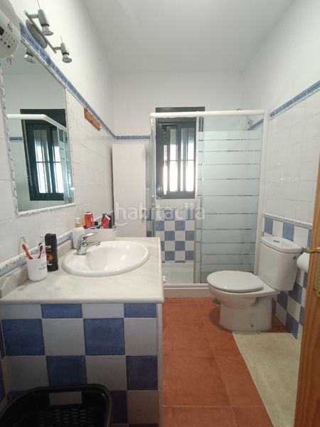Foto a3233850-a0d5-4d5f-acc5-087c7c7248dc. Xalet amb xemeneia calefacció aparcament piscina a Castilblanco de los Arroyos