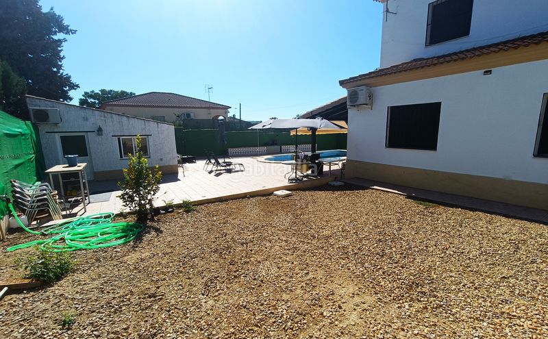 Foto ead37306-08eb-4472-9ab4-9e2245d213c3. Xalet amb xemeneia calefacció aparcament piscina a Castilblanco de los Arroyos