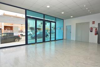 Rent Office space in Calle torre de la plata 5