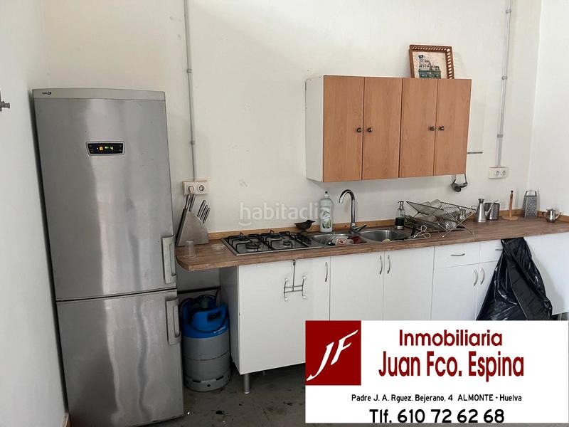 Foto f743e1b0-da59-499c-9c6a-cc57bf656e8d. Gewerbliches grundstück in Almonte Almonte