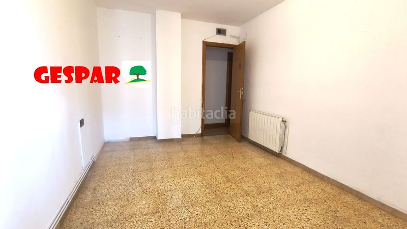 Foto 4c5bd7e1-cabb-4b5d-aa96-8295ea663bd9. Piso 4 habitaciones y ascensor en Parets del Vallès