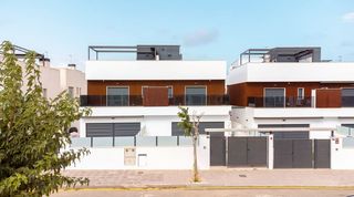 Casa a schiera in Pilar de la Horadada Ciudad