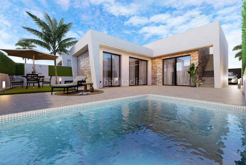 Foto 7ae87ced-131e-4a75-8cc8-225f77114383. Chalet with pool in Roldán Torre - Pacheco