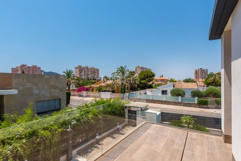 Foto b50fd9cf-21e3-4bcf-a3d5-cd4230a67cf6. Chalet avec parking piscine dans Playa Honda-Playa Paraíso Cartagena