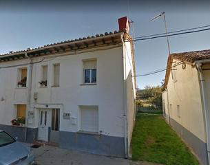 Haus in Cistierna. Venta de casa en vidanes cistierna