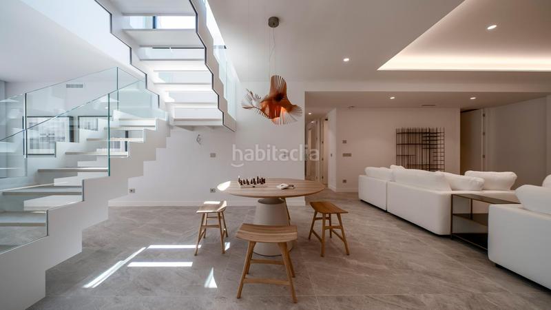 Foto ebb9cb55-dca6-4235-826e-910c6ddeb8d1. Chalet con piscina in balcón de Finestrat-terra marina Finestrat