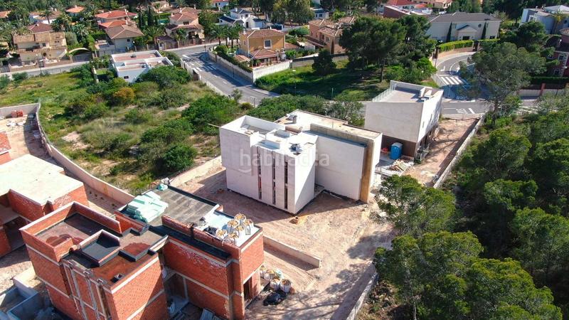 Foto 65057252-11a0-4823-b8c3-19bacfef0f30. Chalet avec piscine dans Urbanizaciones Benidorm