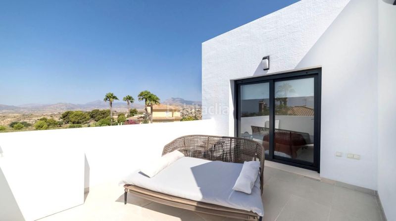 Foto fdcb2331-3263-4933-9b1f-a760be034205. Xalet amb aparcament piscina a Busot