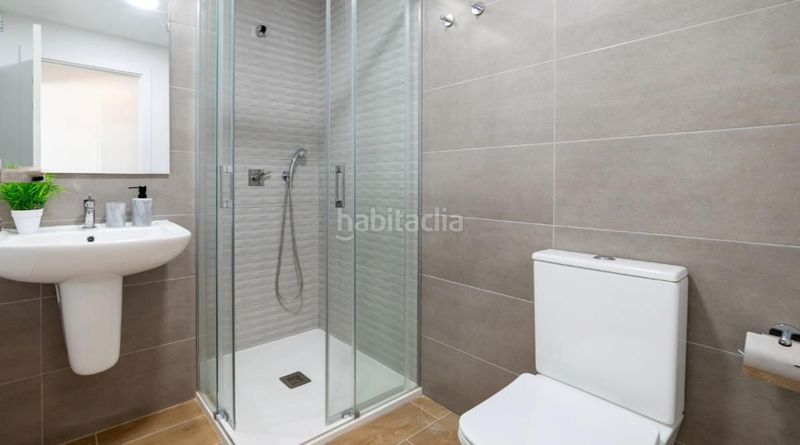 Foto ff205485-e6f1-447d-8b26-8f83c4966670. Xalet amb aparcament piscina a Busot