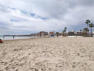 Casa  Calle calle callosa de segura, 26. Oportunidad única a solo 180 metros de la playa de los náufragos