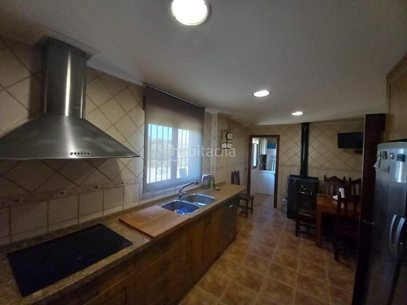 Foto e4ea4bd4-424d-43eb-a3ae-cb8a05c3aeba. Xalet amb aparcament piscina a Cañada del Fenollar Alicante