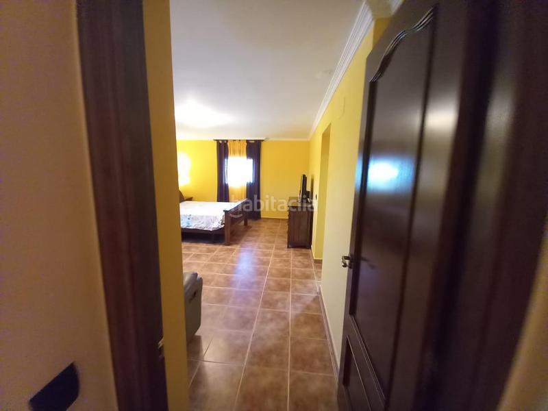 Foto f1de69d1-c140-4c4a-905e-f8d373c1d415. Xalet amb aparcament piscina a Cañada del Fenollar Alicante