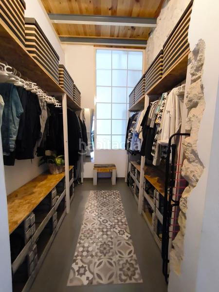 Foto a01d5379-1f74-4279-8a51-2f77c896a665. Casa amb calefacció aparcament a Benalúa Alicante