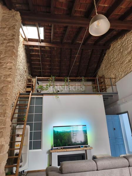 Foto e6038b34-37a0-4d01-b119-6d9817a204a9. Casa amb calefacció aparcament a Benalúa Alicante