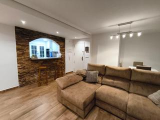 Appartement  Calle hnos lopez santos. Encantador piso recién reformado en altabix