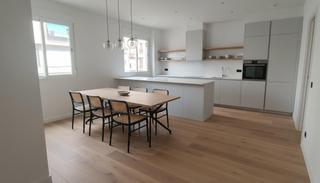 Appartamento  Calle calle poeta miquel hernández, 83. Vivienda totalmente reformada con trastero en calle poeta miguel