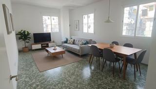 Appartement  Calle calle poeta miquel hernández, 83. Vivienda totalmente reformada con trastero en calle poeta miguel