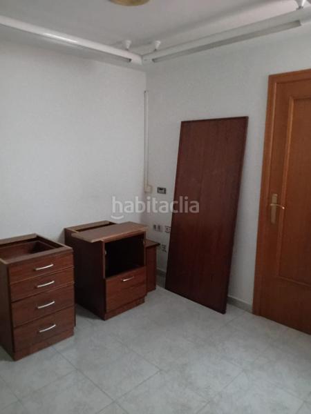 Foto e9f44ca4-09e0-4edd-9df8-fa19a58b4690. Oficina a Los Ángeles Alicante