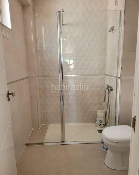 Foto e3e31eed-9442-4cb0-9257-1c770e493ef1. Piso venta de piso en carolinas bajas plaza de toros en Alicante