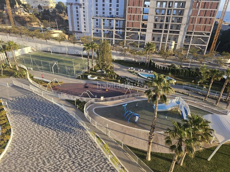 Foto 6f318b83-0843-4ac7-8237-ccb3b9739e75. Pis amb calefacció aparcament piscina a Playa Poniente Benidorm