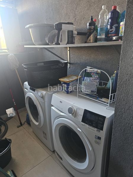 Foto a70e9267-6943-4ee9-bba7-da2be28dea89. Pis amb calefacció aparcament piscina a Playa Poniente Benidorm