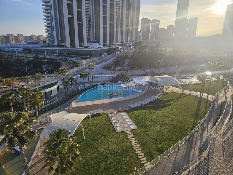 Foto bb893b8a-22ce-4b6b-8b12-ffafd349e150. Pis amb calefacció aparcament piscina a Playa Poniente Benidorm