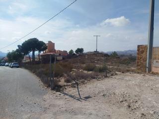 Terrain résidentiel à Casco Antiguo - Sta. Cruz - Ayuntamiento. Terreno urbano moralet