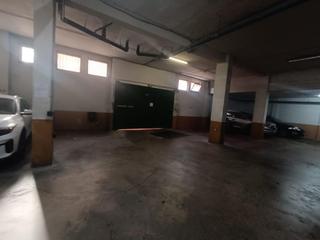 Parking voiture  Calle med pedro herrero. Garaje junto a juzgados cmédico pedro herrero