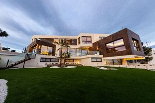 Chalet en Urbanizaciones