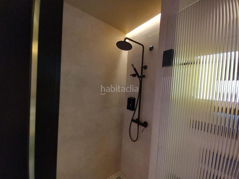 Foto 6f1b3f5c-f7b2-43a3-8904-793f68b6e9d1. Estudio atención inversores y amantes de los espacios con personalidad! en Santa Pola