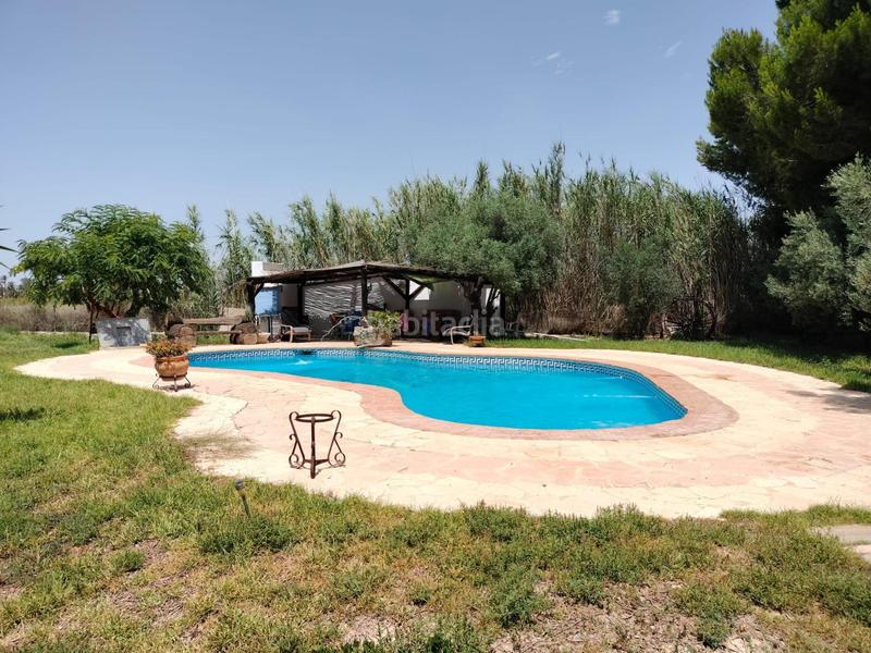 Foto be8a486a-7f17-4ae8-bcc3-93f541ead065. Chalet avec parking dans Valverde Elche / Elx