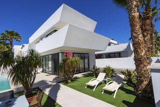 Casa a Pueblo Bravo