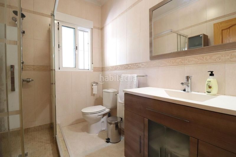 Foto 837f0a6d-418f-472d-af51-922a2344f9f2. Casa amb piscina a Catral