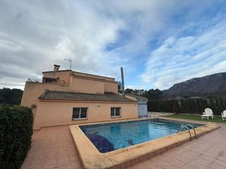 Chalet in Salinas