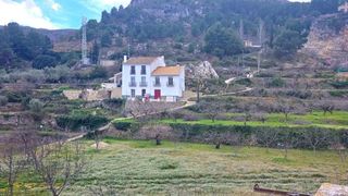 Chalet in Confrides