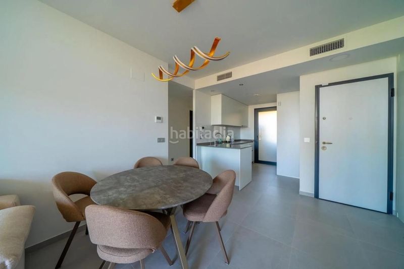 Foto 7a4784f3-13d9-4714-a067-af5012879501. Apartament amb piscina a Via Parque Benidorm