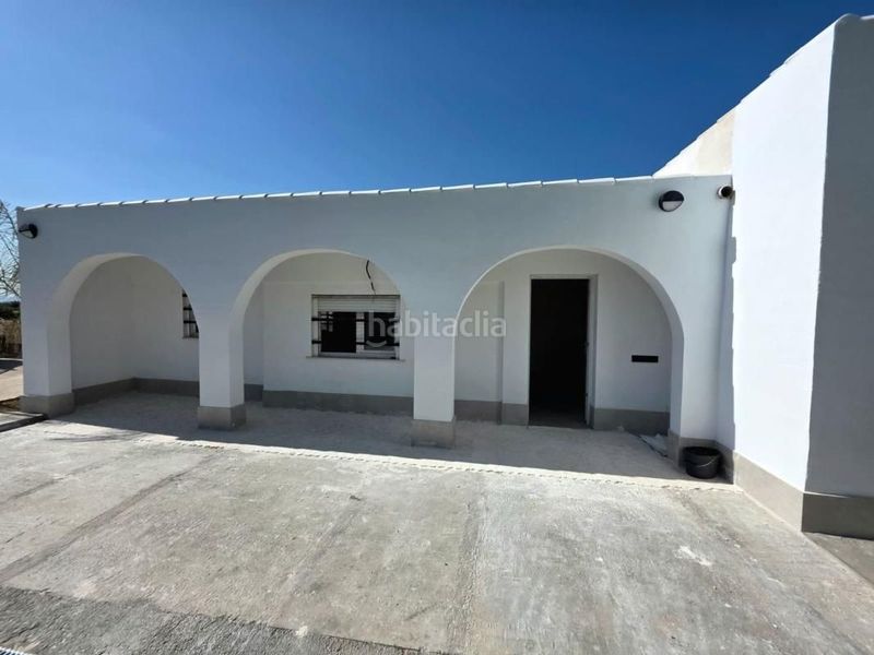 Foto 064d26ba-fb81-4262-ace3-e975f24f60f4. Casa a La Marina Elche / Elx
