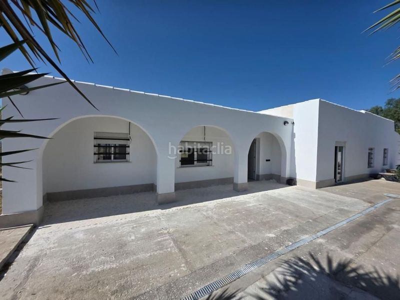 Foto a7d35084-99b0-4e38-aad1-6f0ee68400ee. Casa a La Marina Elche / Elx