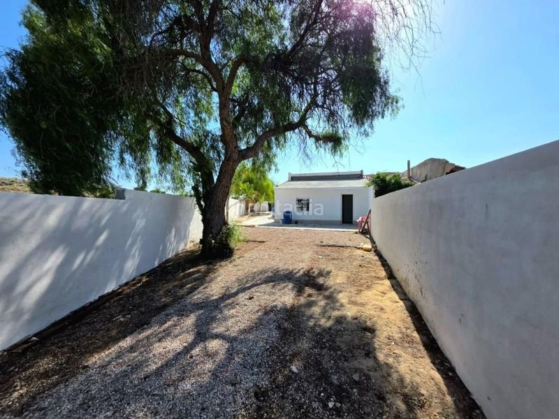 Foto e1cc2abe-5182-4139-91b5-562f983ff8b4. Casa a La Marina Elche / Elx
