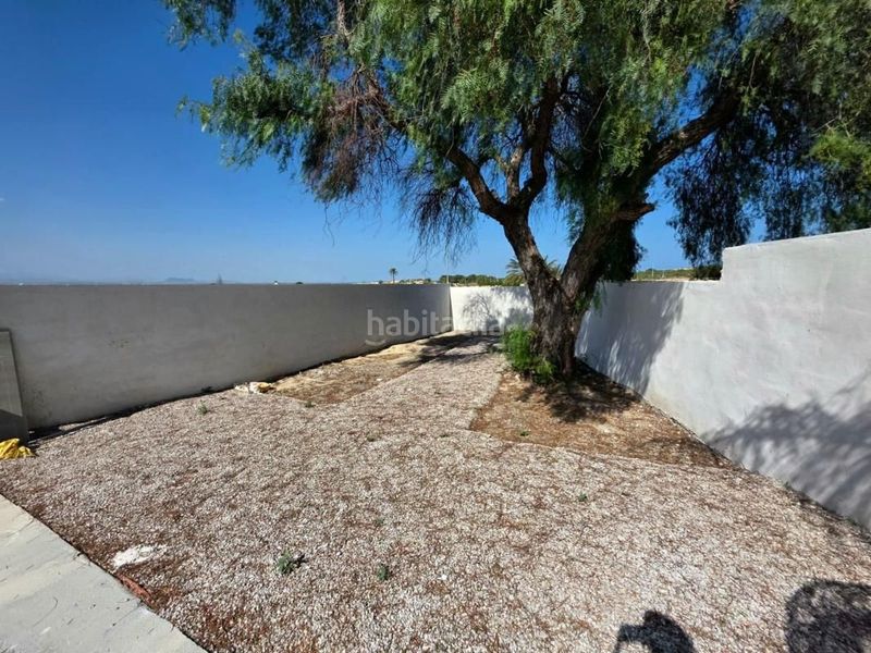 Foto fb0328fb-fabb-4fbf-b5bd-5fbe6697c384. Casa a La Marina Elche / Elx