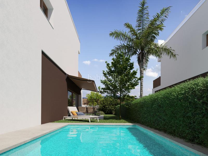 Foto 85d868e0-6311-4e00-9a5c-b9d5d4988939. Chalet en La Marina Elche / Elx