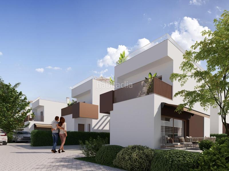 Foto 0e3ac189-07dd-4247-a249-440c0846c4ca. Chalet con riscaldamento parcheggio piscina in La Marina Elche / Elx