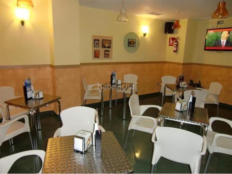 Foto 087ea1b2-da3c-4ec5-86fc-50b51344e3bc. Business premise in Ensanche-Diputación Alicante