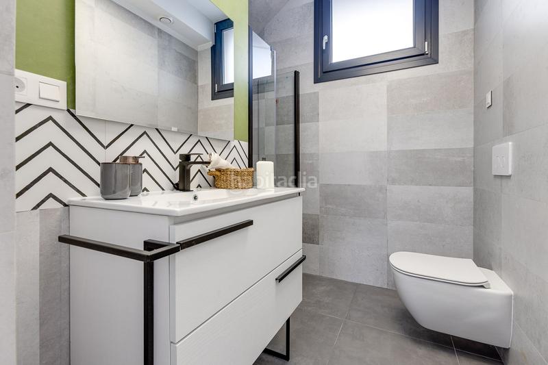 Foto 1f6d6d7f-35b0-4abe-9ae7-009ddc5b0aad. Chalet avec chauffage parking piscine dans Los Europeos Torrevieja