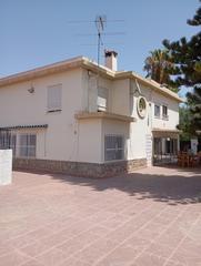 Casa a Peña de las Águilas. Venta de chalet independiente en peña de las águilas elche