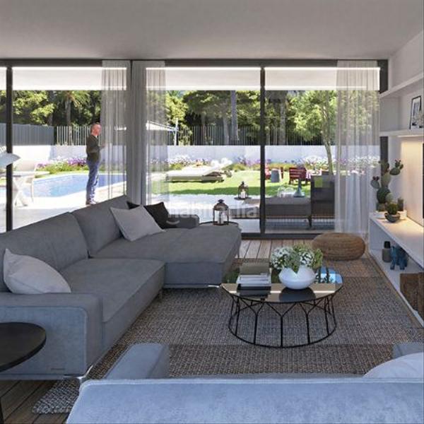 Foto 874e2b33-fa2b-455e-8a5b-5fcfc923b7d2. Xalet amb piscina a Centro Santa Pola