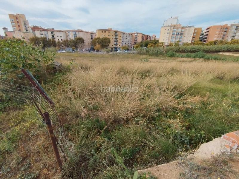 Foto 01a9a65d-ab28-4a67-a920-c5b79f917950. Haus mit parking pool in Cinc Sènies Mataró